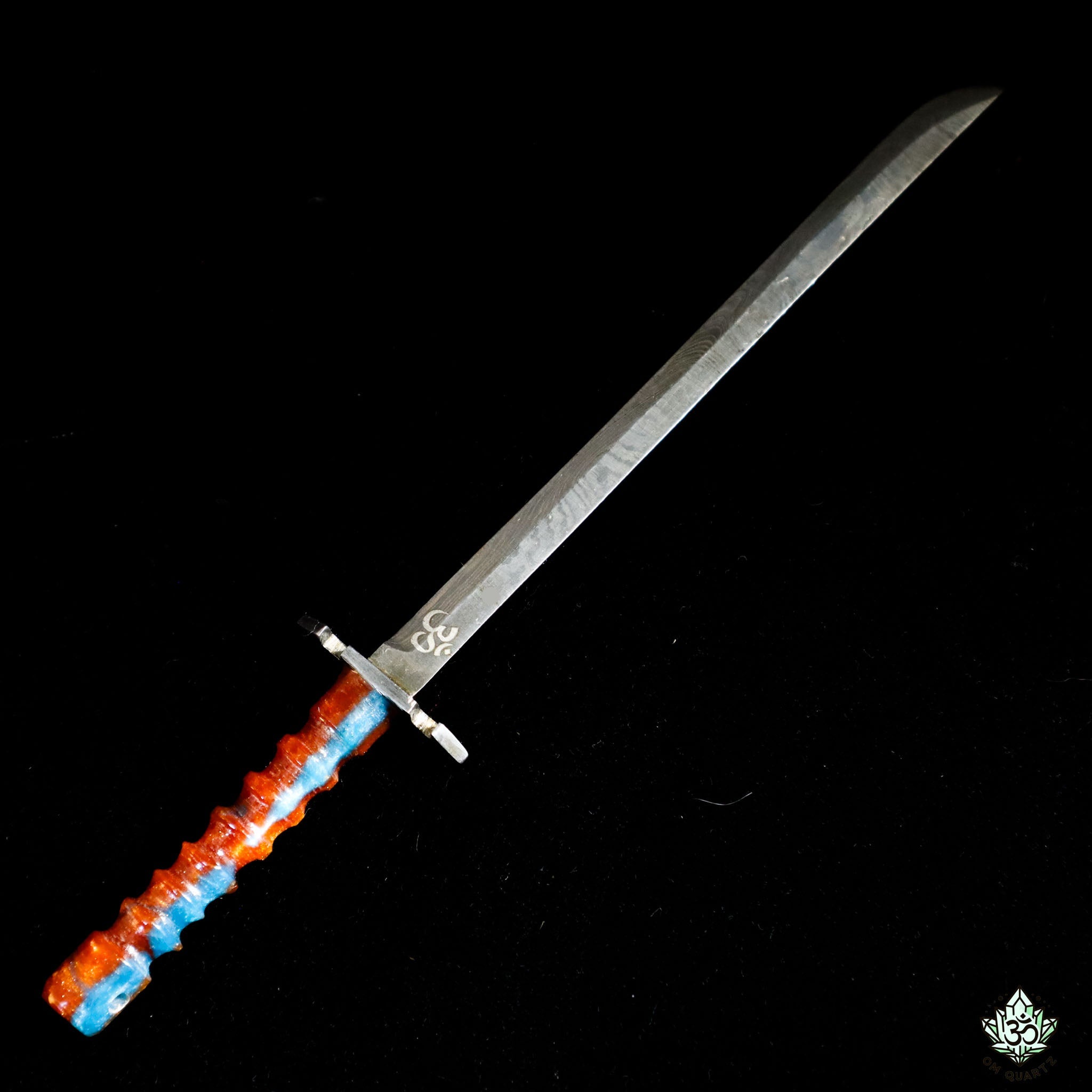 Damascus Steel Dab Tool (@AA_Knives)