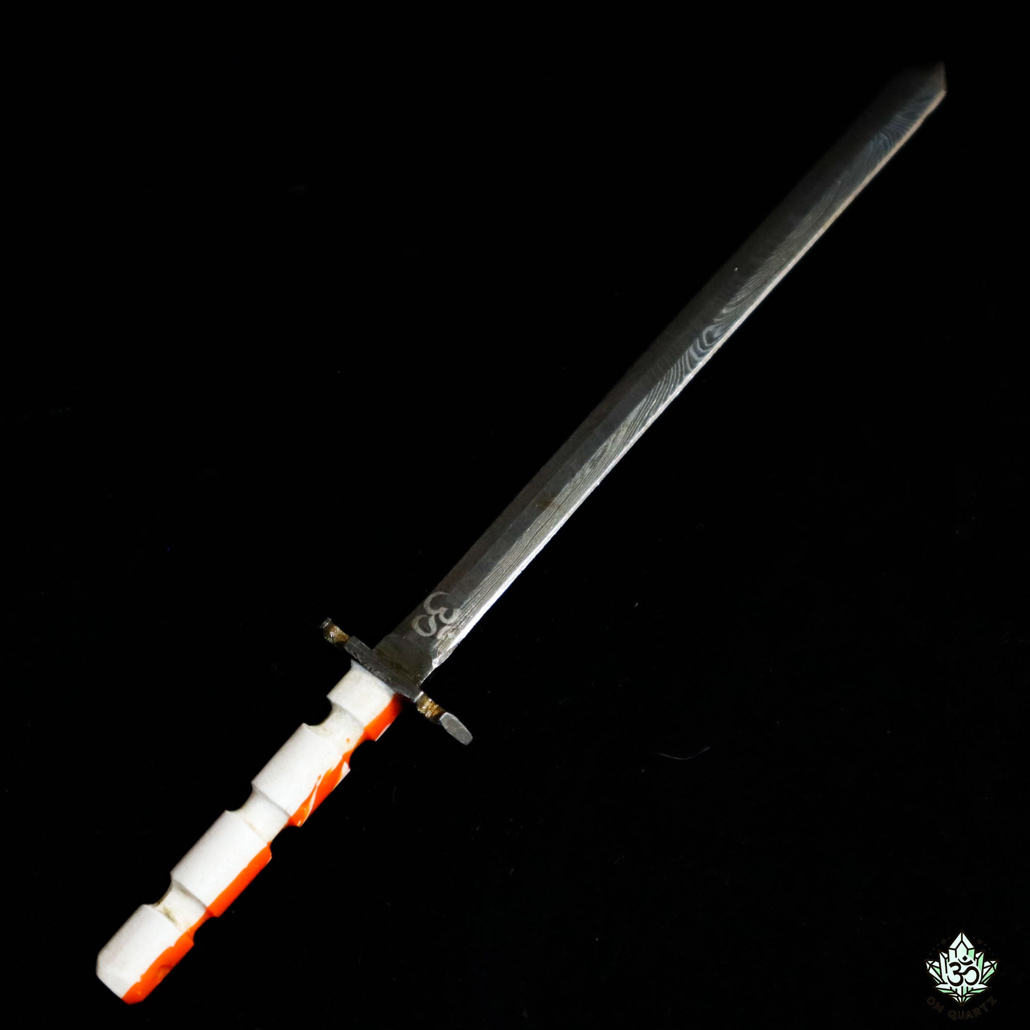 Damascus Steel Dab Tool (@AA_Knives)